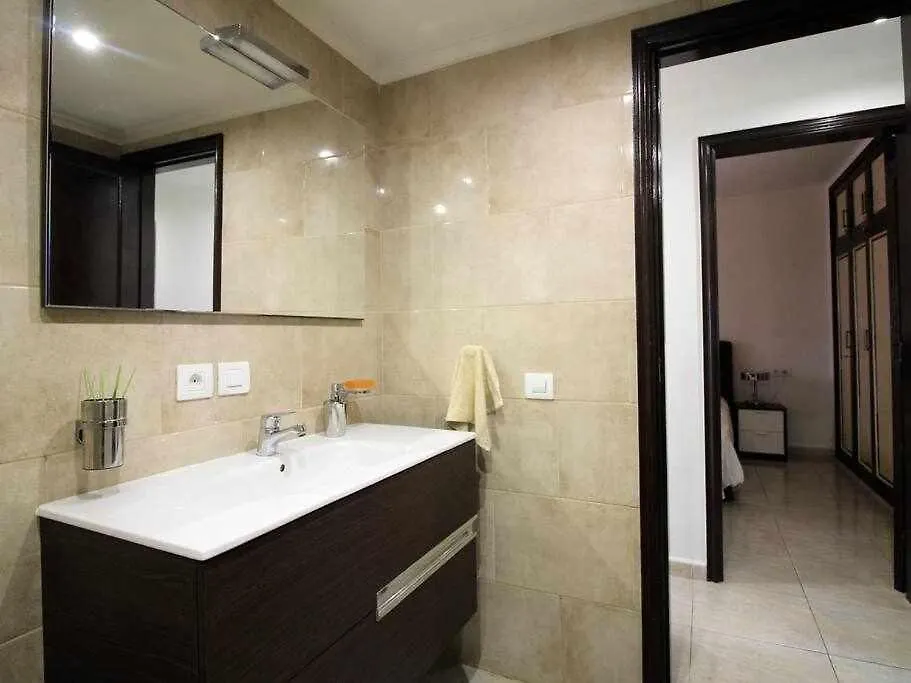 דירות קוסטה טגוויסה Casa De Mas En Playa Bastian 0*,